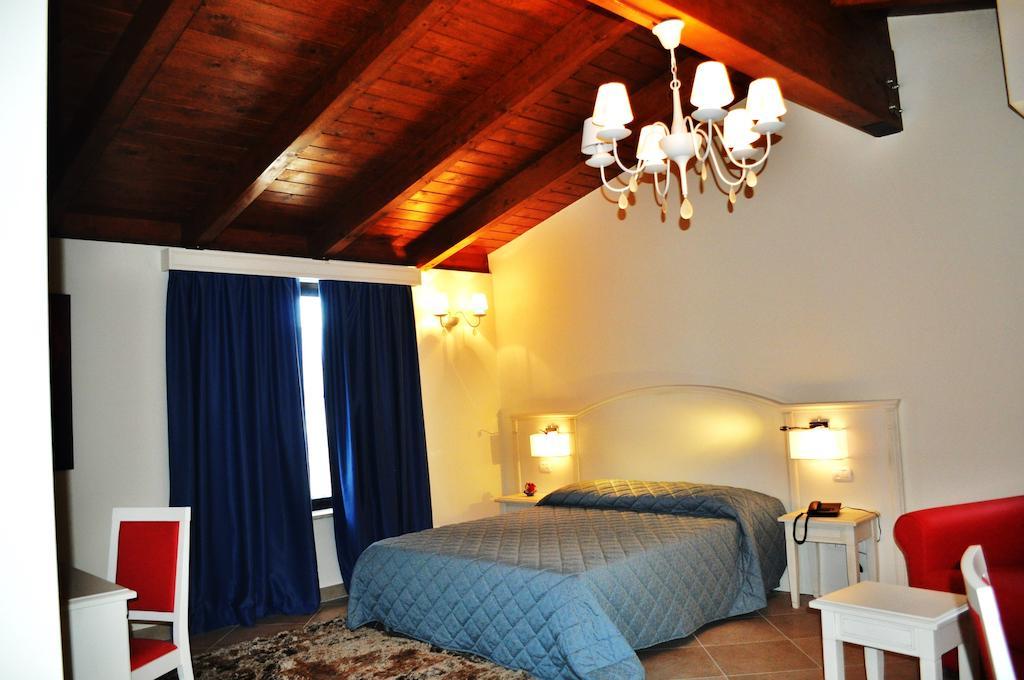 Hotel Centova Perugia Room photo
